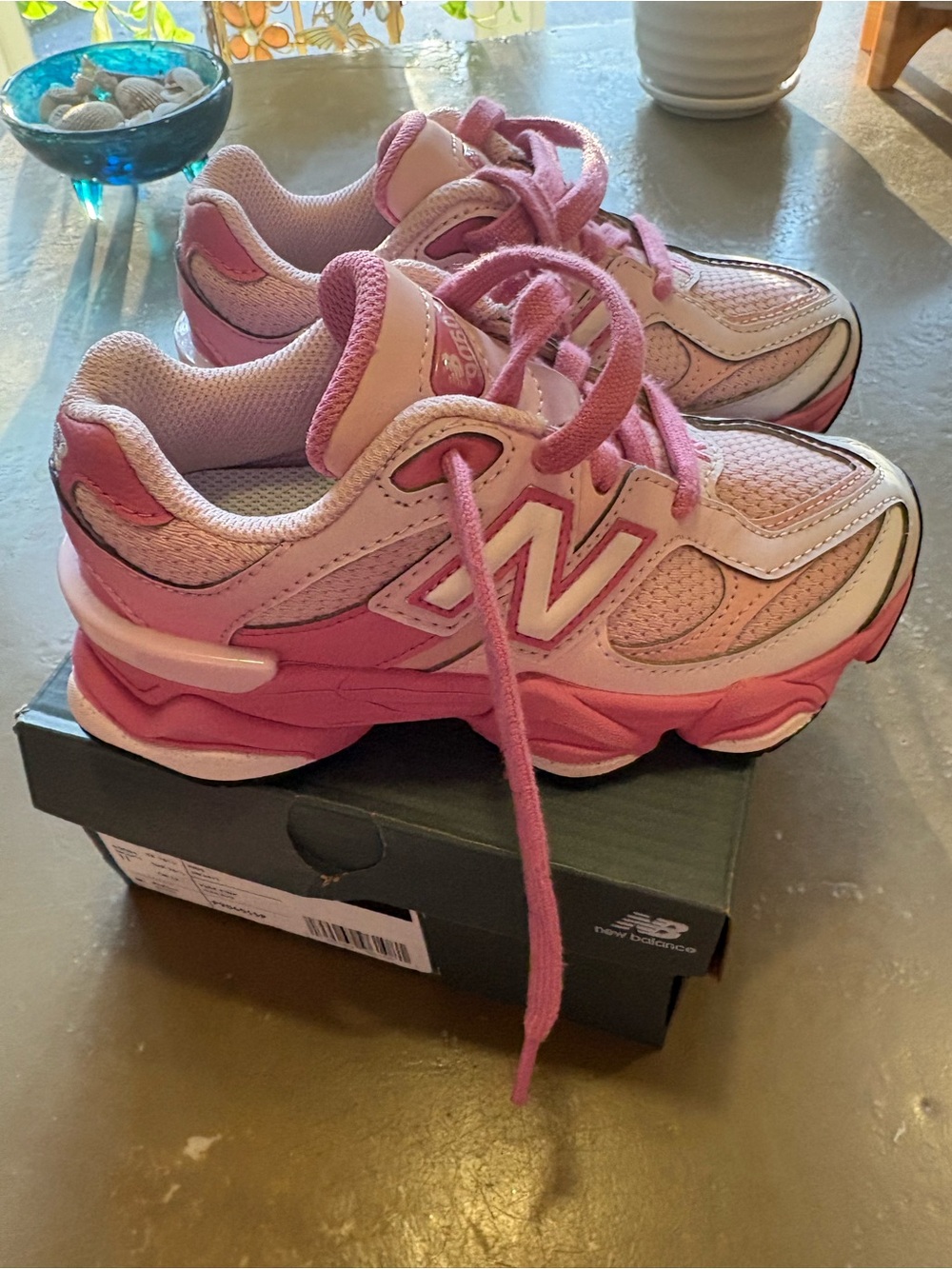 Worn once! New Balance 9060 Girls Pink Mesh & Leather Sneakers